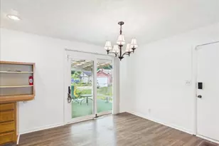 4315 Dempster Ave, Rockford, IL 61108 - Photo 17