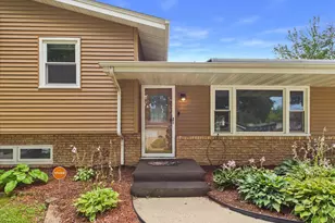 4315 Dempster Ave, Rockford, IL 61108 - Photo 5