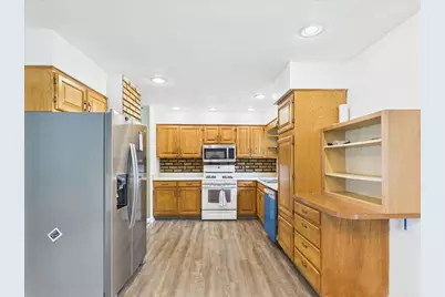 4315 Dempster Avenue, Rockford, IL 61108 - Photo 11