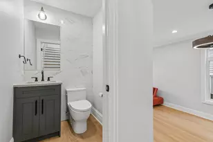 2012 Maple Ave, Evanston, IL 60201 - Photo 17