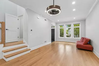 2012 Maple Avenue, Evanston, IL 60201 - Photo 3