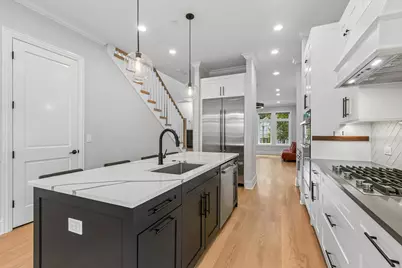 2012 Maple Avenue, Evanston, IL 60201 - Photo 13