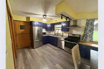 304 Mix Street, Oregon, IL 61061 - Photo 9