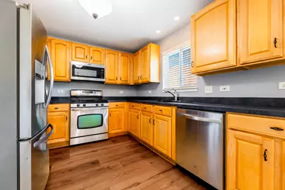 1715 Ivy Lane, Montgomery, IL 60538 - Photo 9