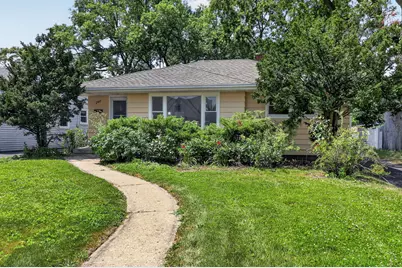 248 N Princeton Avenue, Villa Park, IL 60181 - Photo 1