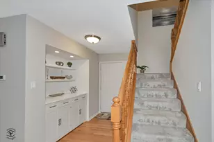 16616 Grants Trail, Orland Park, IL 60467 - Photo 3