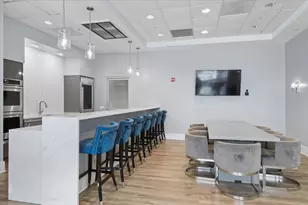 545 N Dearborn St, Chicago, IL 60610 - Photo 19
