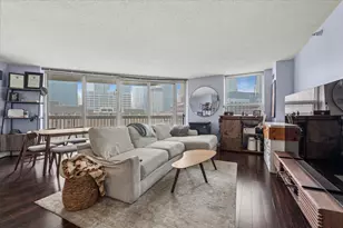 545 N Dearborn St, Chicago, IL 60610 - Photo 9
