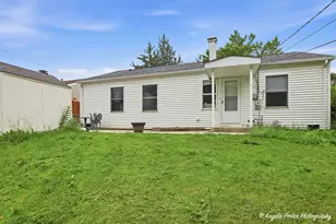 422 E Oak St, Mundelein, IL 60060 - Photo 15