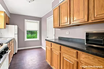 422 E Oak Street, Mundelein, IL 60060 - Photo 3