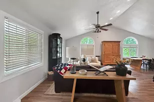 3103 W Greenfield Dr, Freeport, IL 61032 - Photo 7