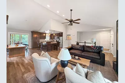 3103 W Greenfield Drive, Freeport, IL 61032 - Photo 11