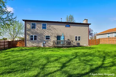 4816 W Courtland Trail, McHenry, IL 60050 - Photo 19