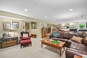 4 Lakebreeze Ct, Lake Zurich, IL 60047 - Photo 17