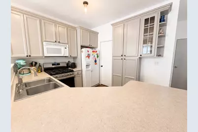 705 Morris Court, Lakemoor, IL 60051 - Photo 3