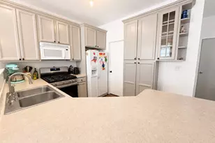705 Morris Ct, Lakemoor, IL 60051 - Photo 3
