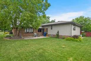 8955 Linden Dr, Tinley Park, IL 60487 - Photo 27