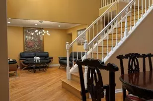 1410 Margate Dr, Buffalo Grove, IL 60089 - Photo 3