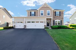 864 Blue Aster Pkwy, Gilberts, IL 60136 - Photo 1