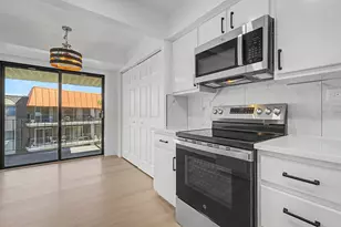 4900 Foster St, Skokie, IL 60077 - Photo 5