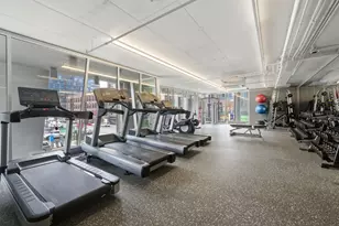 740 W Fulton St, Chicago, IL 60661 - Photo 25
