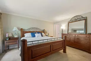10764 W Pickford Ave, Beach Park, IL 60099 - Photo 17
