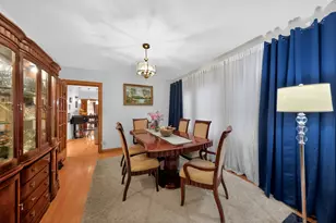 5438 W Melrose St, Chicago, IL 60641 - Photo 7
