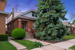 5438 W Melrose St, Chicago, IL 60641 - Photo 1