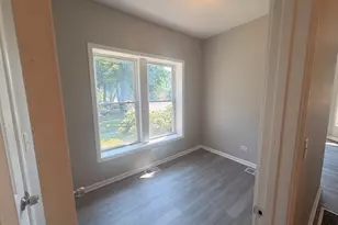 8755 S Cottage Grove Ave, Chicago, IL 60619 - Photo 5