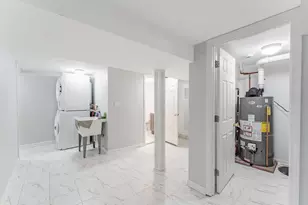 4821 W Hirsch St, Chicago, IL 60651 - Photo 17