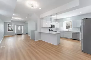 4821 W Hirsch St, Chicago, IL 60651 - Photo 5