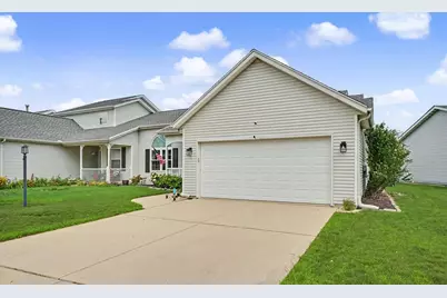 610 Erin Drive #610, Champaign, IL 61822 - Photo 3