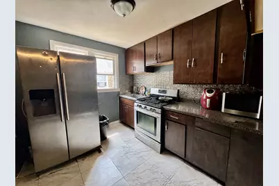 8325 S Saginaw Avenue, Chicago, IL 60617 - Photo 15
