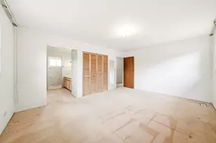 333 Beau Dr, Des Plaines, IL 60016 - Photo 13