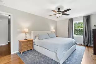 916 Stratford Ln, Downers Grove, IL 60516 - Photo 19