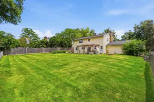 916 Stratford Ln, Downers Grove, IL 60516 - Photo 37