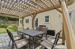 916 Stratford Ln, Downers Grove, IL 60516 - Photo 33