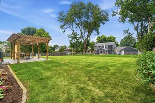 916 Stratford Ln, Downers Grove, IL 60516 - Photo 35