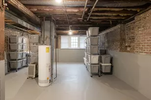 2329 W McLean Ave, Chicago, IL 60647 - Photo 13