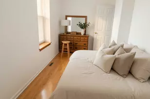 2329 W McLean Ave, Chicago, IL 60647 - Photo 7