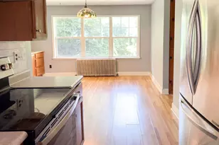 911 Foley Ave, Champaign, IL 61820 - Photo 3