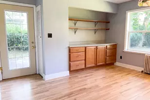 911 Foley Ave, Champaign, IL 61820 - Photo 7
