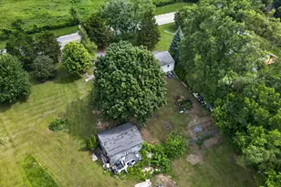 2427 Windsor Rd, Loves Park, IL 61111 - Photo 33
