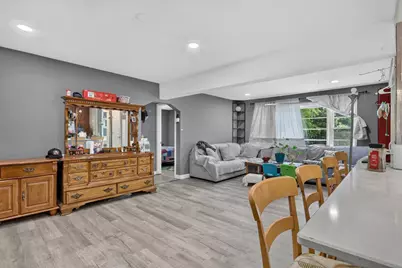 2427 Windsor Road, Loves Park, IL 61111 - Photo 5