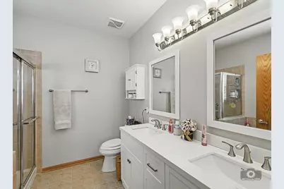 17125 Mendota Drive, Lockport, IL 60441 - Photo 9