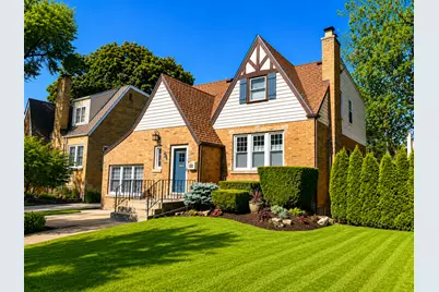 7117 N Ozanam Avenue, Chicago, IL 60631 - Photo 1