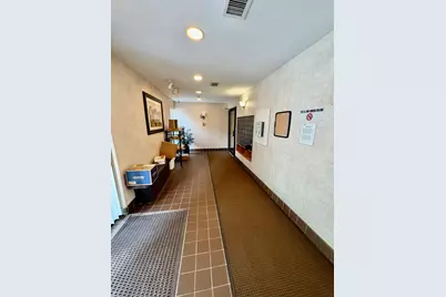 701 Forum Square #409, Glenview, IL 60025 - Photo 3