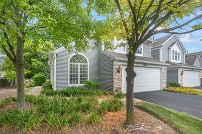 1564 Westbury Drive, Hoffman Estates, IL 60192 - Photo 3