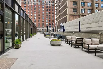 3200 N Lake Shore Drive #410, Chicago, IL 60657 - Photo 31