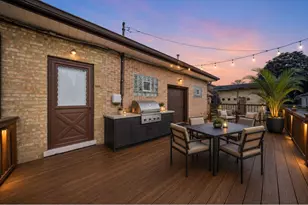 8231 W Berwyn Ave, Chicago, IL 60656 - Photo 35